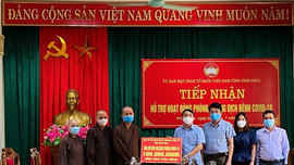 Vĩnh Phúc: Giáo hội Phật giáo tỉnh ủng hộ 100 triệu đồng mua vắc xin phòng, chống dịch Covid-19