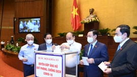 Đại biểu Quốc hội quyên góp ủng hộ Quỹ phòng chống COVID-19
