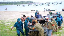 Đà Nẵng: Di dời khẩn cấp tàu thuyền để tránh bão số 5