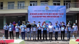 Công đoàn TKV thăm tặng quà người lao động Công ty Than Quang Hanh