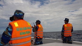 Khẩn trương tìm kiếm ngư dân mất tích trên biển; đề phòng lũ quét, sạt lở đất