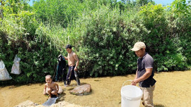 Nam Đông (Thừa Thiên - Huế): Giải “bài toán” nước sạch cho đồng bào miền núi