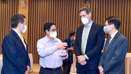 Thủ tướng lắng nghe ý kiến về thích ứng an toàn, phục hồi và phát triển kinh tế Thủ tướng lắng nghe ý kiến về thích ứng an toàn, phục hồi và phát triển kinh tế