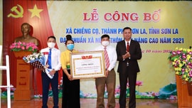 Sơn La: Công bố xã Chiềng Cọ đạt chuẩn nông thôn mới nâng cao