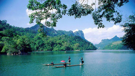 Bảo tồn danh lam thắng cảnh Hồ Ba Bể trở thành điểm du lịch hấp dẫn