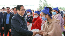 Thủ tướng Phạm Minh Chính: Tổ chức Tết vui tươi, an toàn, lành mạnh, tiết kiệm và tình nghĩa cho nhân dân