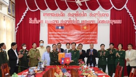 Gắn kết tình hữu nghị truyền thống Việt Nam - Lào