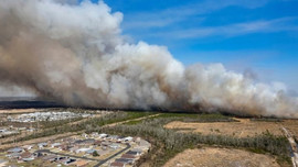 Cháy rừng ở Florida buộc hàng trăm ngôi nhà phải sơ tán