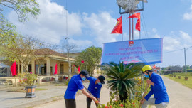 Quảng Trị: Trồng mới hơn 7.500 cây xanh trong đợt ra quân xây dựng nông thôn mới