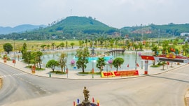 Hoài Ân (Bình Định): Tự hào đi lên cùng đất nước
