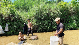 Nước sạch cho đồng bào dân tộc thiểu số ở các tỉnh miền Trung - Bài 1: Thách thức nước sinh hoạt cho người dân vùng cao