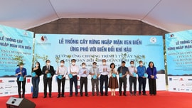 Tăng cường thông tin, tuyên truyền về biển và hải đảo Việt Nam