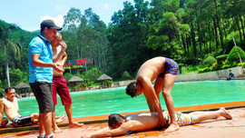 Quảng Ninh: Tổ chức 13 lớp tập huấn về bơi an toàn, phòng chống đuối nước 