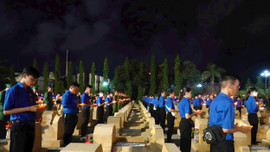 Bình Định: Thắp nến tri ân các anh hùng liệt sĩ
