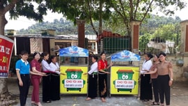 Ra mắt mô hình Ngôi nhà xanh gây quỹ từ rác thải tái chế 