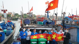 Thừa Thiên - Huế: Nhiều mô hình giảm rác thải nhựa tại vùng biển