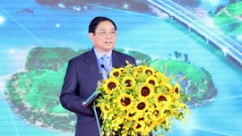 Thủ tướng Phạm Minh Chính cắt băng khánh thành cao tốc Vân Đồn - Móng Cái