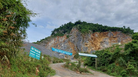 Nghệ An: Xử phạt, đình chỉ 3 tháng đối với mỏ đá Công ty Hồng Trường