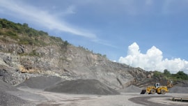 Khánh Hòa sau 12 năm thi hành Luật Khoáng sản 2010: Đề xuất tháo gỡ khó khăn để phù hợp với tình hình phát triển mới - Quy trình cấp phép còn nặng về thủ tục hành chính