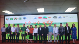 Lễ ký kết biên bản ghi nhớ hợp tác giữa trường Đại học TN&MT Hà Nội và doanh nghiệp