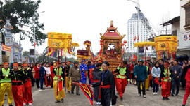 Lạng Sơn: Nghiêm cấm cán bộ, công chức, viên chức đi lễ hội trong giờ hành chính