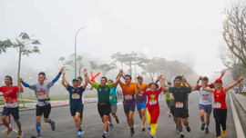 TP. Huế: Hơn 5.000 người tham gia chạy bộ vì cộng đồng