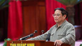 Thủ tướng: Quảng Ninh phải vươn lên tầm cao mới, phát triển giàu có và sạch đẹp
