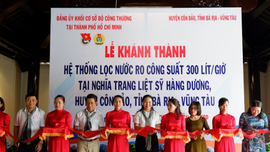 Nhiệt điện Phú Mỹ tài trợ hệ thống lọc nước và trao tặng quà cho học sinh vượt khó huyện Côn Đảo