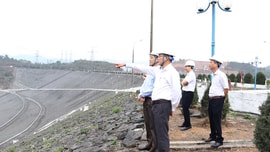 Công ty Thủy điện Hòa Bình chú trọng công tác đảm bảo an toàn hồ, đập