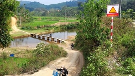 Nơi bản làng còn bị “chia cắt”