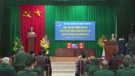 Bộ trưởng Trần Hồng Hà thăm, tặng quà các thương, bệnh binh Hà Nam