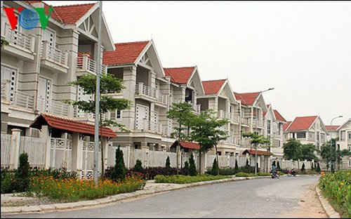 Biệt thự, nhà liền kề tại Hà Nội hút khách, giá tăng tới 5%
