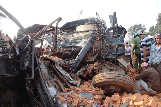 Vụ TNGT nghiêm trọng tại Đắk Lắk: Đã xác định được danh tính 5/6 nạn nhân thiệt mạng