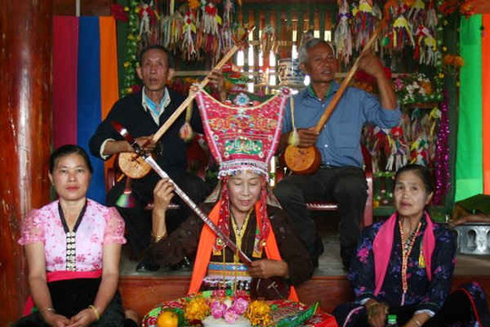 Độc đáo lễ hội Then Kin Pang của người Thái trắng Lai Châu