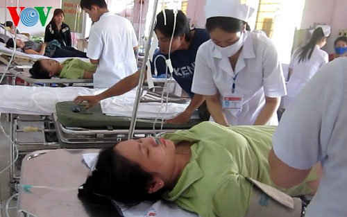 Gần 400 công nhân Tiền Giang ngộ độc do thức ăn nhiễm vi sinh vật