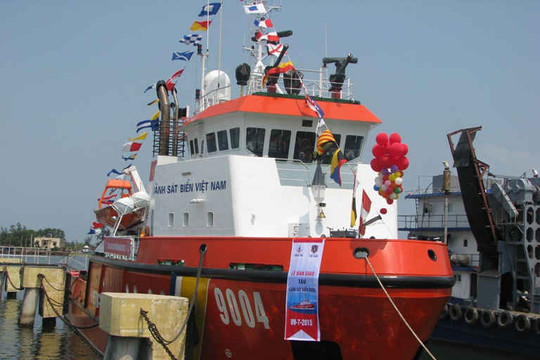 Bàn giao 2 tàu cảnh sát biển hiện đại của Việt Nam