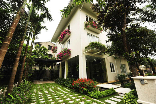 Biệt thự xanh hút khách giới nhà giàu tại Hà Nội
