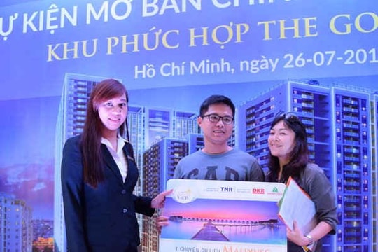 Hơn 500 căn hộ The GoldView đã được giao dịch thành công trong ngày đầu mở bán