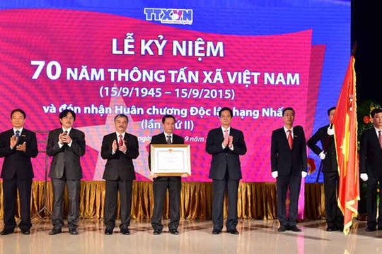 TTXVN vinh dự đón nhận Huân chương độc lập hạng Nhất