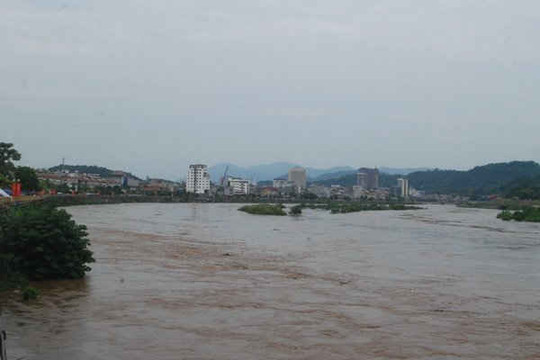 Trung Quốc xả nước, lũ sông Hồng ở thượng nguồn dâng cao