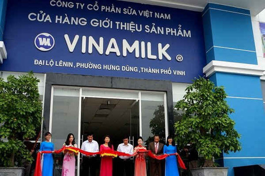 Vinamilk khai trương điểm bán hàng "Tự hào hàng Việt Nam"