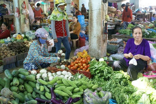 Thương nhân hoạt động tại vùng khó khăn được vay vốn đến 50 triệu đồng