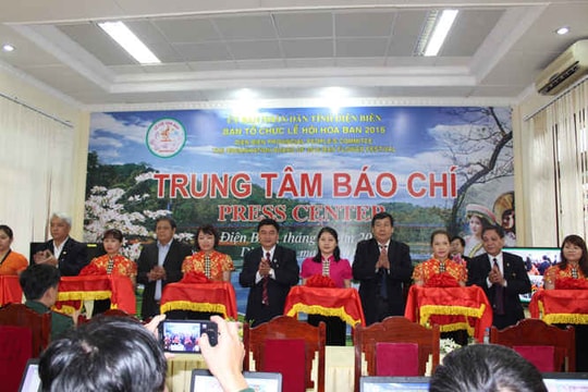 Khai trương Trung tâm Báo chí lễ hội Hoa Ban năm 2016