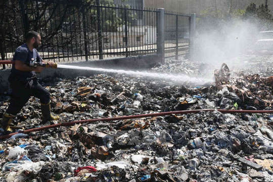 Liban chi 50 triệu USD giải quyết cuộc khủng hoảng rác thải