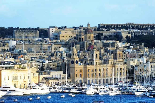 Malta báo động trước phong trào tự đào giếng chống hạn của dân