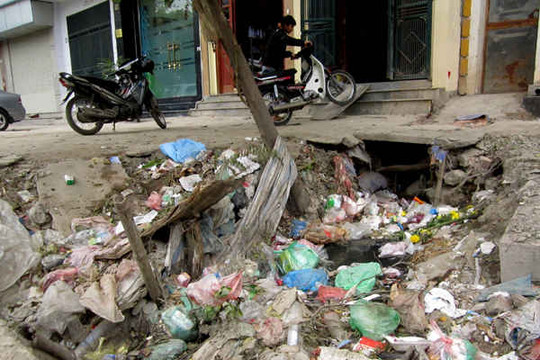 Hà Nội: Người dân sống chung với ô nhiễm nơi đại công trường
