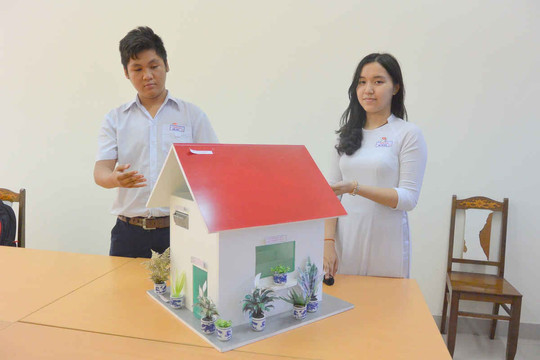Đà Nẵng: Học sinh thiết kế nhà ở "sống chung" với ô nhiễm