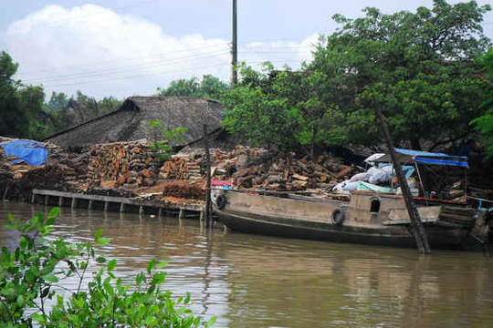 Các dự án xử lý khí thải lò hầm than củi ở Sóc Trăng, Hậu Giang: Khó triển khai vì chưa có vốn