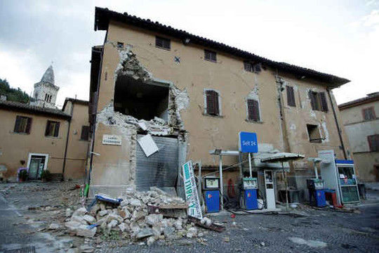 Ý: Động đất gây thiệt hại trên diện rộng