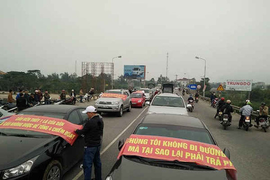 Dân chặn cầu Bến Thủy 1 để phản đối thu phí